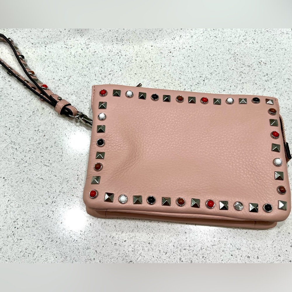 Vince Camuto Wristlet